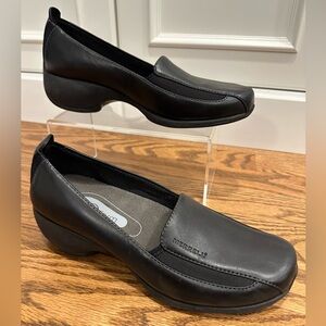 MERRELL Spire Moc Q-Form Leather Loafer 8 air cushion heel Midnight black NEW!